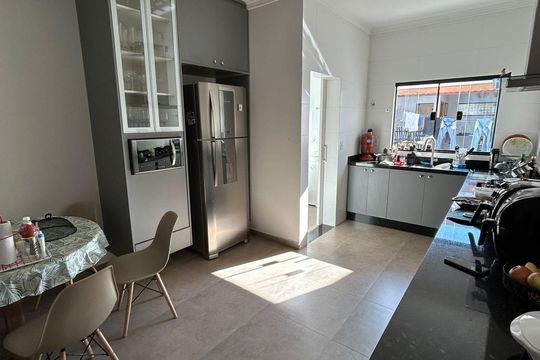 Casa à venda com 4 quartos, 250m² em Paraíso, Santo André
