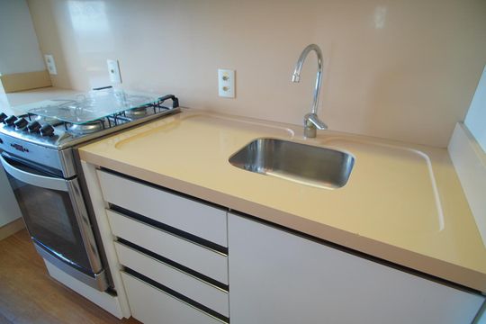 Cozinha de apartamento à venda com 3 quartos, 60m² em Condomínio Terrabela, Porto Alegre
