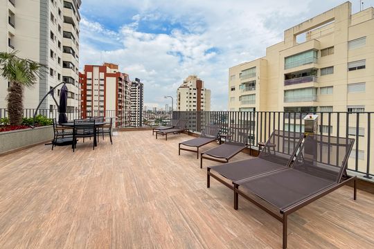 Piscina de kitnet/studio à venda com 1 quarto, 23m² em Chácara Klabin, São Paulo