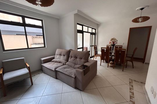 Apartamento para alugar com 4 quartos, 220m² em Nova Floresta, Belo Horizonte