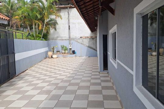 Casa de Condomínio para alugar com 7 quartos, 300m² em Canto das Águas, Jacareí