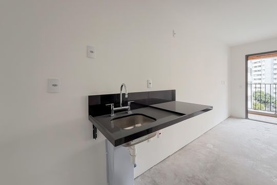 Cozinha de kitnet/studio à venda com 1 quarto, 24m² em Chácara Klabin, São Paulo
