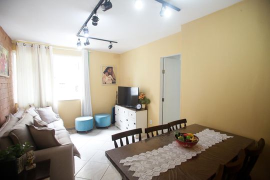 Sala de apartamento à venda com 2 quartos, 58m² em Tanque, Rio de Janeiro