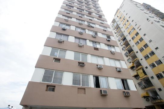 Fachada do prédio de apartamento à venda com 2 quartos, 58m² em Tanque, Rio de Janeiro