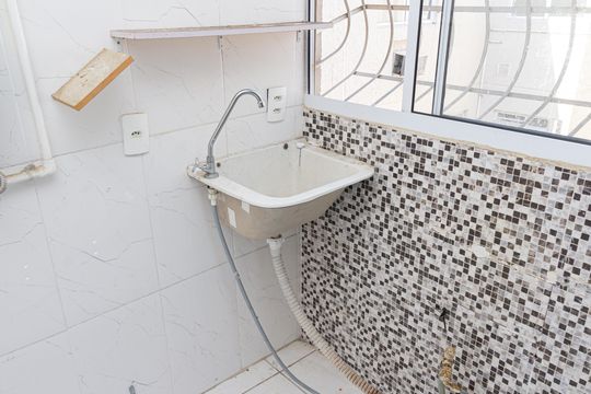Área de Serviço de apartamento para alugar com 2 quartos, 40m² em Campo Grande, Rio de Janeiro