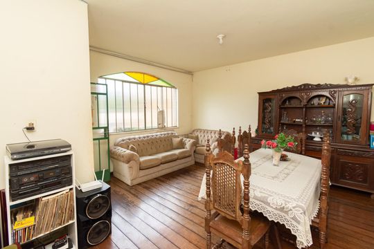 Casa à venda com 4 quartos, 328m² em Miramar (barreiro), Belo Horizonte