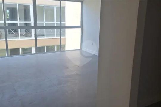 Casa de Condomínio para alugar com 3 quartos, 140m² em Itapuã, Salvador