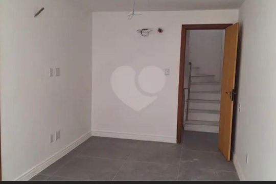 Casa de Condomínio para alugar com 3 quartos, 140m² em Itapuã, Salvador