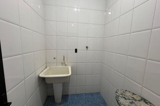 Área de Serviço de casa à venda com 5 quartos, 250m² em Jardim Santa Cruz (zona Norte), São Paulo