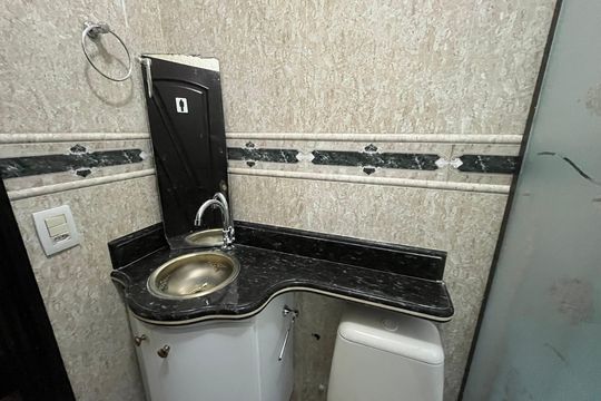 Banheiro de casa à venda com 5 quartos, 250m² em Jardim Santa Cruz (zona Norte), São Paulo
