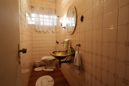 Lavabo de casa à venda com 3 quartos, 260m² em Vila Sonia, São Paulo
