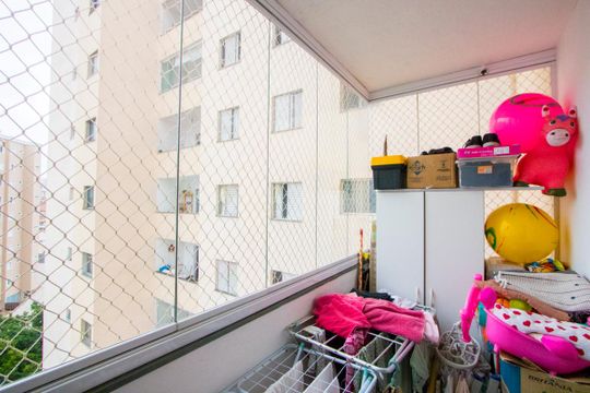 Varanda da sala de apartamento à venda com 2 quartos, 62m² em Vila Floresta, Santo André