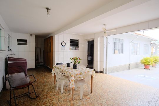 Área de Serviço de casa à venda com 6 quartos, 351m² em Vila Nova Savoia, São Paulo