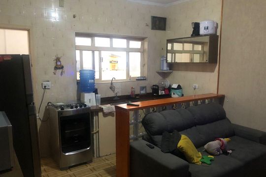 Casa à venda com 2 quartos, 150m² em Vila Liviero, São Paulo