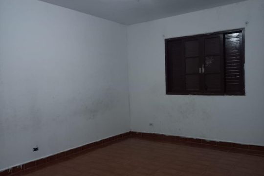 Quarto de casa à venda com 2 quartos, 150m² em Vila Liviero, São Paulo