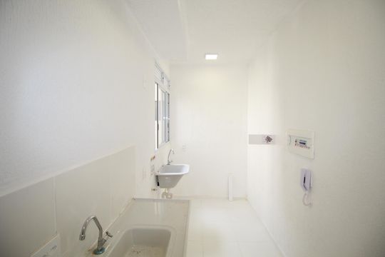 Cozinha de apartamento para alugar com 2 quartos, 41m² em Jardim Carvalho, Porto Alegre