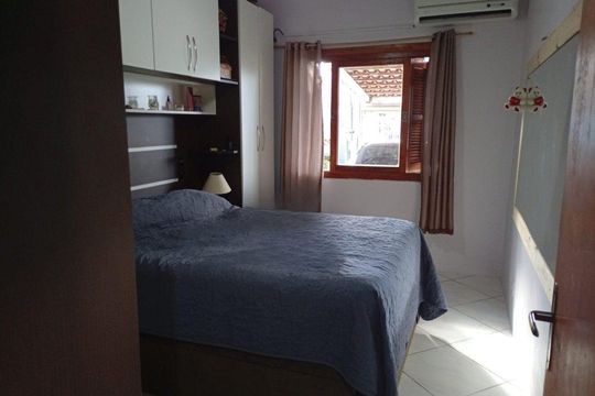 Quarto 2 de casa à venda com 2 quartos, 50m² em Olaria, Canoas