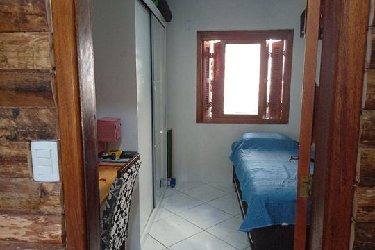 Quarto 1 de casa à venda com 2 quartos, 50m² em Olaria, Canoas