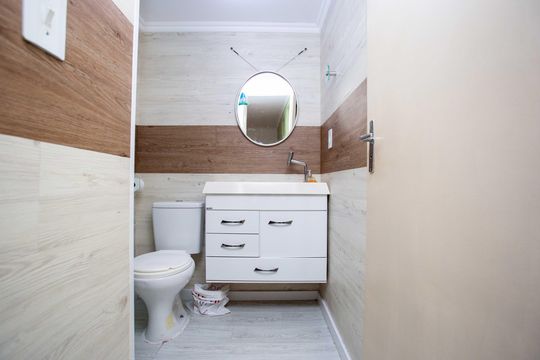 Banheiro de apartamento à venda com 2 quartos, 45m² em Conceição, Diadema