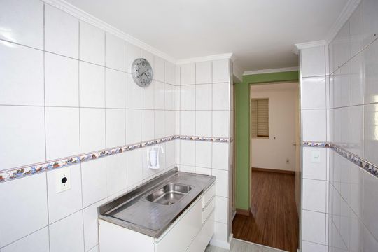 Cozinha de apartamento à venda com 2 quartos, 45m² em Conceição, Diadema