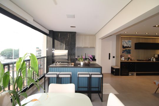 Sala - Varanda de apartamento à venda com 3 quartos, 160m² em Vila Pauliceia, São Paulo