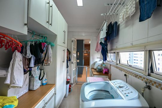 Área de Serviço  de apartamento à venda com 4 quartos, 210m² em Morumbi, São Paulo