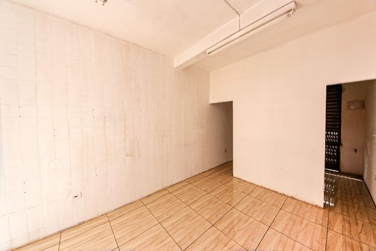 Casa à venda com 3 quartos, 170m² em Vila Bancaria, São Paulo