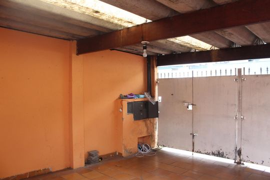 Garagem de casa para alugar com 3 quartos, 120m² em Parque Sao George, Cotia