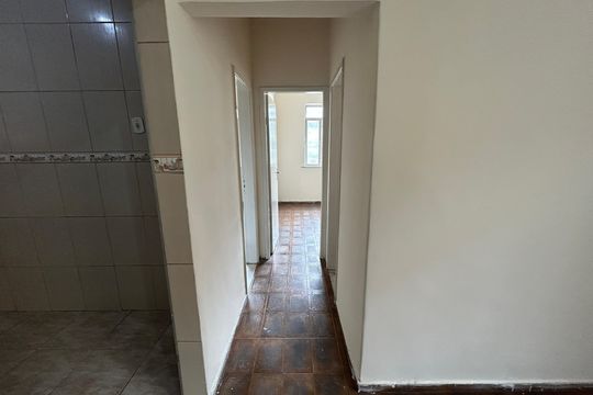 Corredor de casa à venda com 2 quartos, 90m² em Abolição, Rio de Janeiro