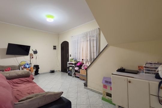 Sala de casa para alugar com 2 quartos, 140m² em Jardim Santa Maria, Guarulhos