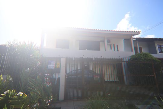 Fachada de casa para alugar com 1 quarto, 70m² em Hamburgo Velho, Novo Hamburgo