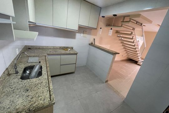 Cozinha de casa para alugar com 2 quartos, 120m² em Itaipuaçu, Maricá