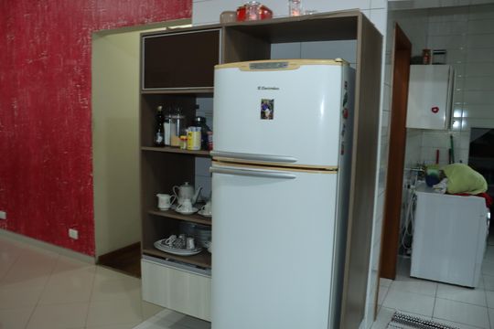 Casa de Condomínio para alugar com 4 quartos, 355m² em Jardim Rosalina, Cotia