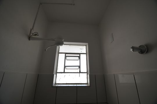 Porão - Banheiro de casa para alugar com 2 quartos, 143m² em Jardim Sao Rafael, Campinas