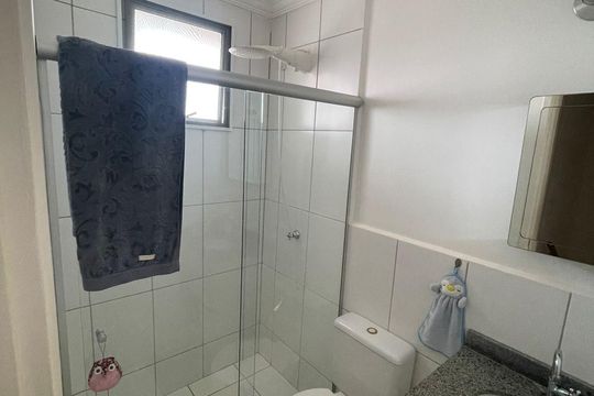 Banheiro de casa de condomínio à venda com 3 quartos, 80m² em Fazenda Santa Cândida, Campinas