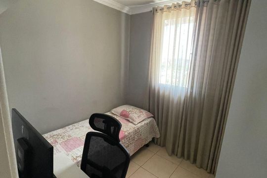 Quarto de casa de condomínio à venda com 3 quartos, 80m² em Fazenda Santa Cândida, Campinas