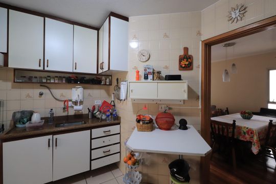 Cozinha de apartamento à venda com 3 quartos, 88m² em Vila Azevedo, São Paulo