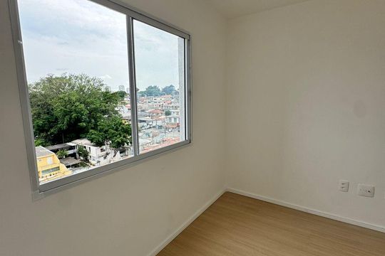 Sala/Quarto de kitnet/studio para alugar com 1 quarto, 18m² em Jardim Jaragua (Sao Domingos), São Paulo