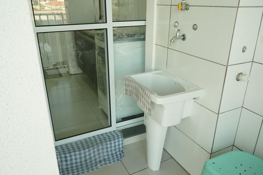 Área de serviço de apartamento para alugar com 2 quartos, 39m² em Vila Carrão, São Paulo
