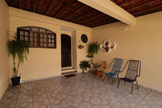 Garagem de casa à venda com 2 quartos, 151m² em Bangú, Santo André