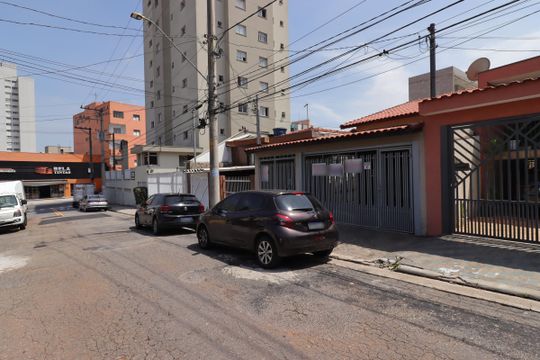 Fachada de casa à venda com 2 quartos, 151m² em Bangú, Santo André