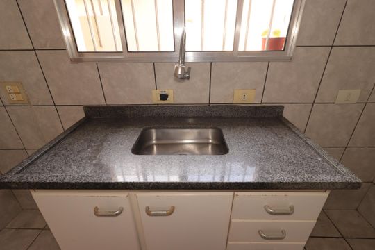 Cozinha da casa 2 - Pia de casa à venda com 2 quartos, 151m² em Bangú, Santo André