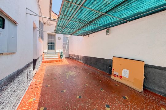 Garagem de casa à venda com 3 quartos, 300m² em Vila Dom Pedro I, São Paulo