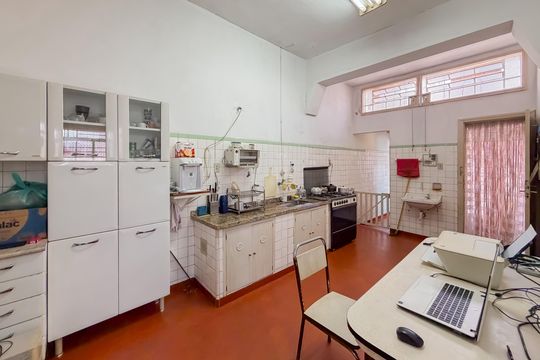 Cozinha de casa à venda com 3 quartos, 300m² em Vila Dom Pedro I, São Paulo