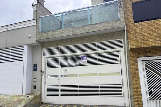 Fachada de casa à venda com 2 quartos, 150m² em Paulicéia, São Bernardo do Campo