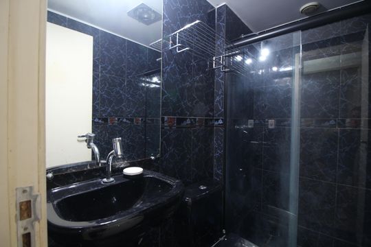 Banheiro Social de apartamento à venda com 2 quartos, 60m² em Taquara, Rio de Janeiro
