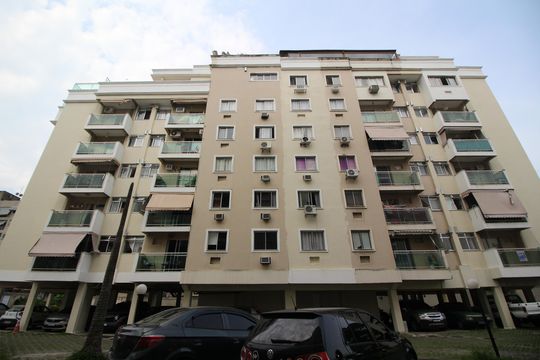 Fachada de apartamento à venda com 2 quartos, 60m² em Taquara, Rio de Janeiro