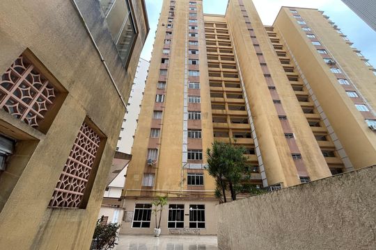 Fachada de apartamento para alugar com 2 quartos, 90m² em José Menino, Santos