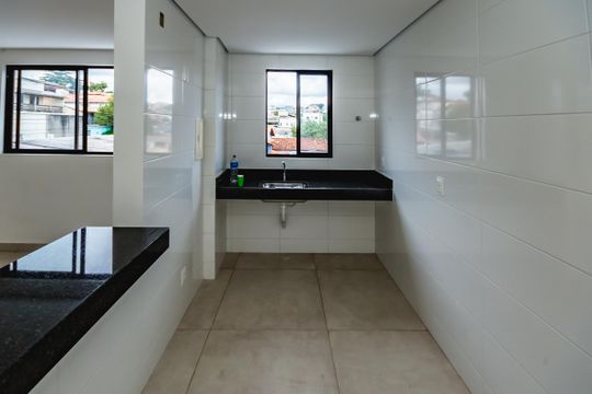 Apartamento para alugar com 3 quartos, 122m² em Planalto, Belo Horizonte