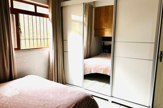Casa à venda com 2 quartos, 90m² em Jardim Itapura, São Paulo